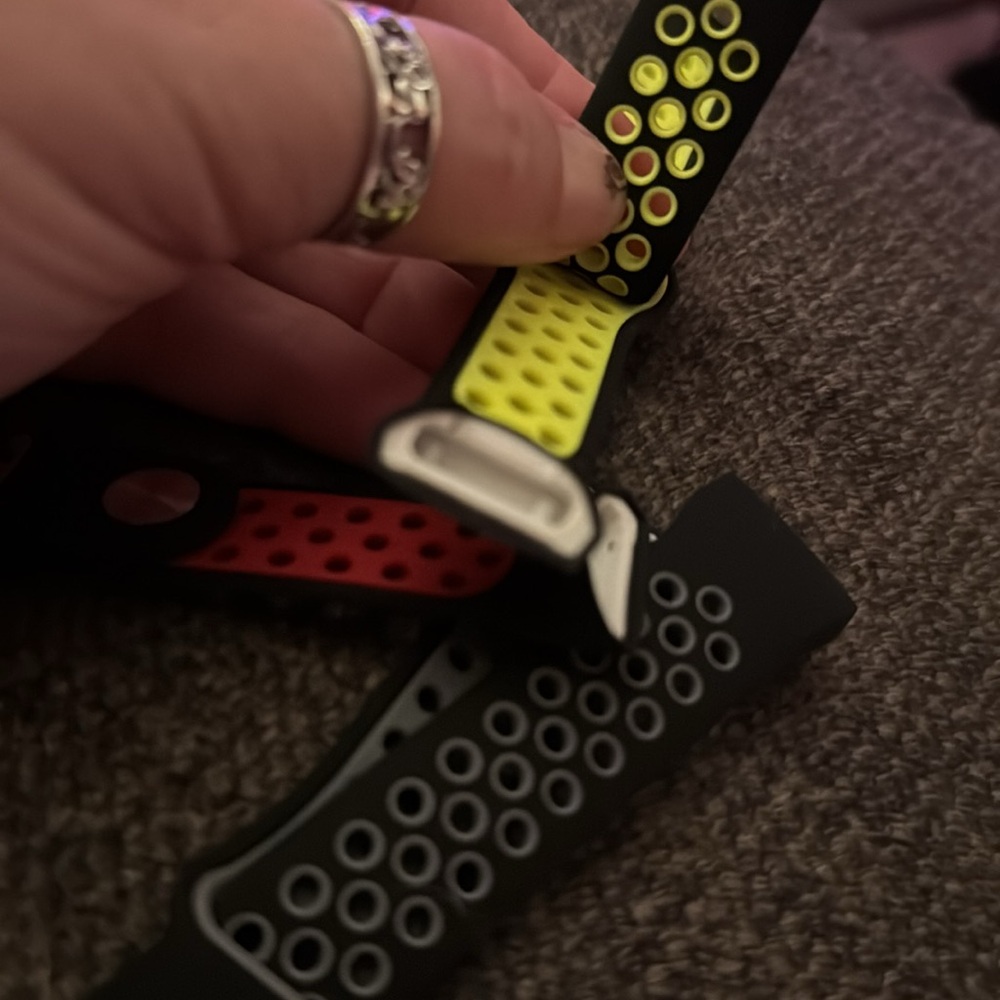 Fitbit bands - Picture 4 of 4